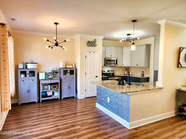 109 Ridge Cove Lane, Swansboro, NC 28584