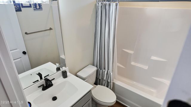 109 Ridge Cove Lane, Swansboro, NC 28584