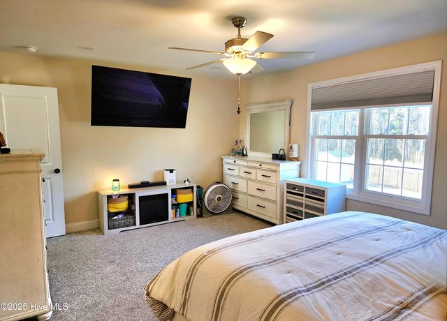 109 Ridge Cove Lane, Swansboro, NC 28584