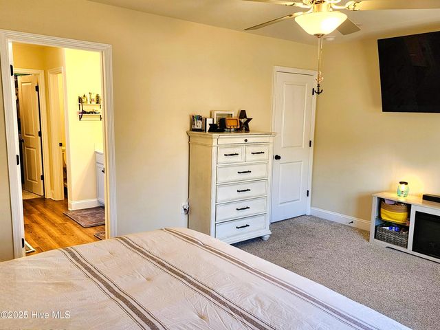 109 Ridge Cove Lane, Swansboro, NC 28584