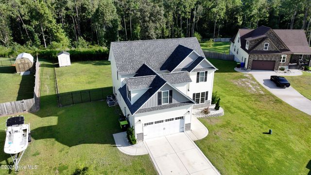 109 Ridge Cove Lane, Swansboro, NC 28584