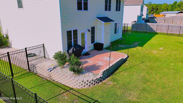 109 Ridge Cove Lane, Swansboro, NC 28584
