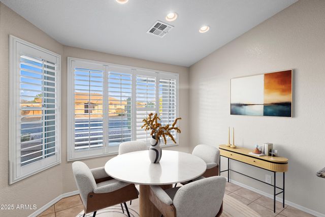 10943 E OLLA Avenue, Mesa, AZ 85212