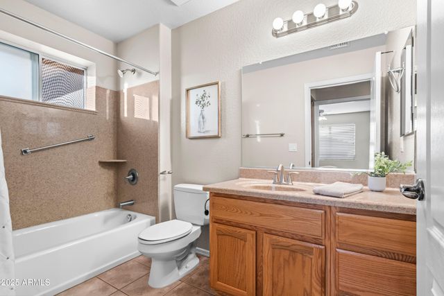 10943 E OLLA Avenue, Mesa, AZ 85212