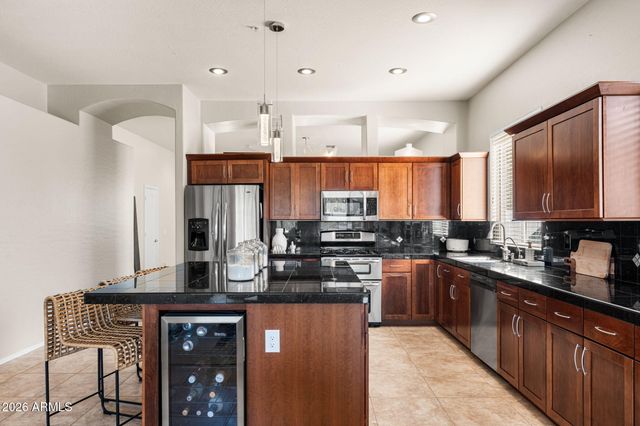 10318 E Tierra Buena Lane, Scottsdale, AZ 85255