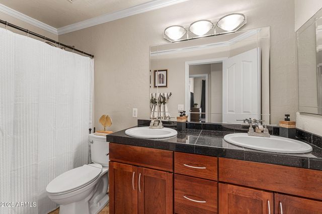 10318 E Tierra Buena Lane, Scottsdale, AZ 85255