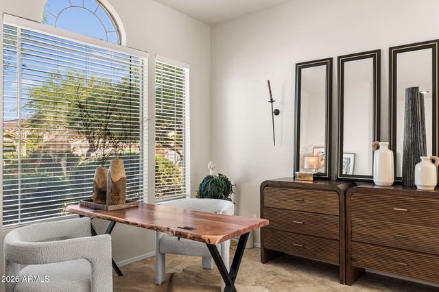 10318 E Tierra Buena Lane, Scottsdale, AZ 85255