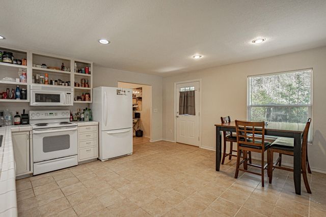 1724 Foots Creek R Fork Road, Gold Hill, OR 97525