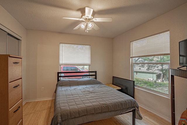1724 Foots Creek R Fork Road, Gold Hill, OR 97525