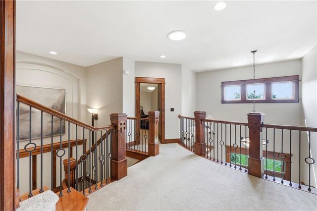 16211 Overbrook Lane, Stilwell, KS 66085