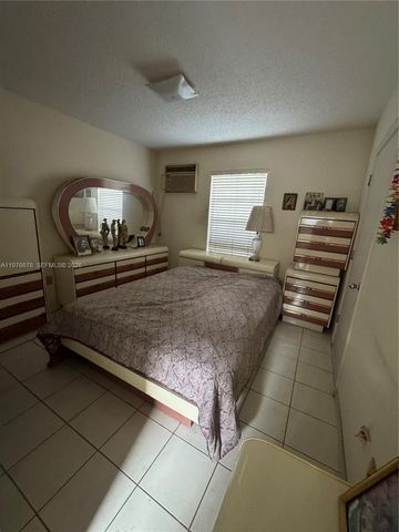 10730 SW 66th Dr, Miami, FL 33173