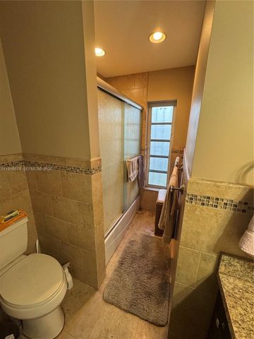 10730 SW 66th Dr, Miami, FL 33173