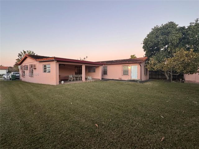 10730 SW 66th Dr, Miami, FL 33173