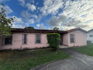 10730 SW 66th Dr, Miami, FL 33173