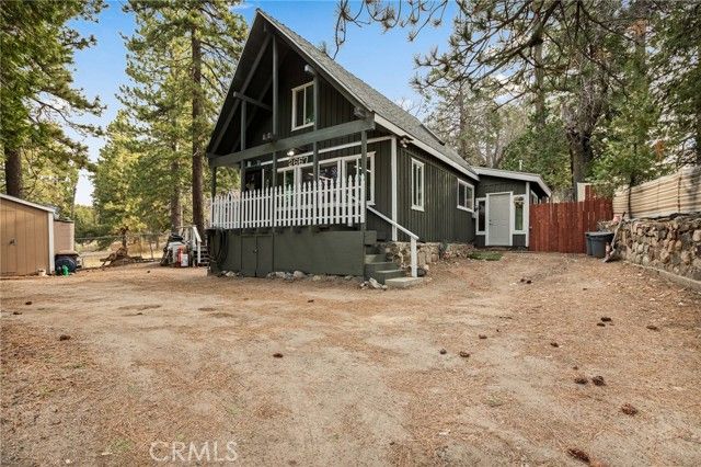 2667 Hunsaker, Running Springs, CA 92382