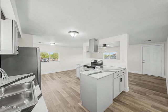 32012 N 169Th Avenue, Surprise, AZ 85387
