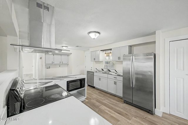 32012 N 169Th Avenue, Surprise, AZ 85387