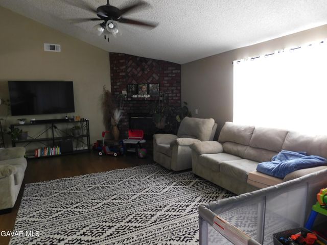 10130 Evelyn Avenue, California City, CA 93505