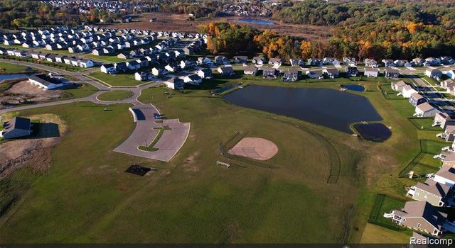 345 Mcdowell Drive, Howell, MI 48843