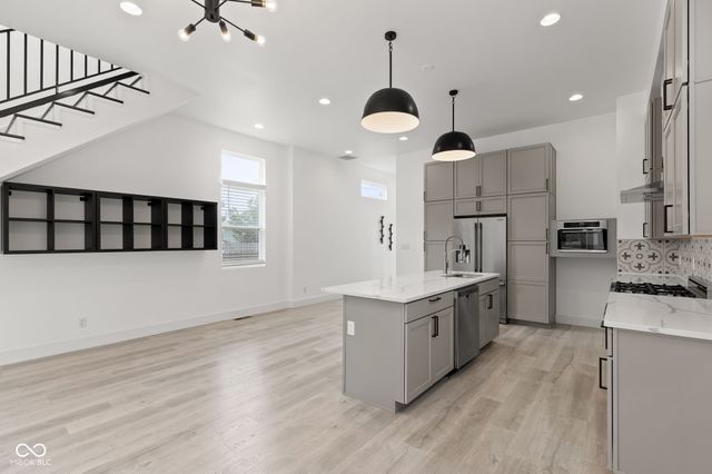 931 Spruce Street, Indianapolis, IN 46203
