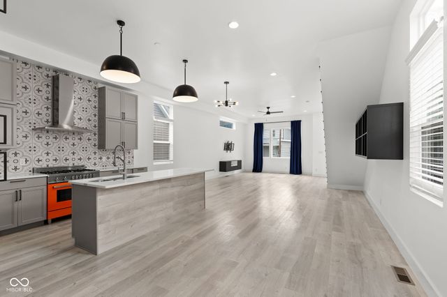 931 Spruce Street, Indianapolis, IN 46203