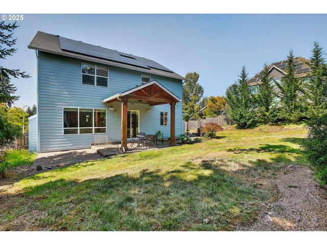 16514 OAKTREE Ter, Oregon City, OR 97045