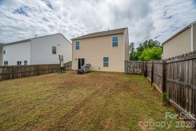 2818 Easton Knoll Drive, Dallas, NC 28034