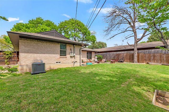 8030 Hunnicut Road, Dallas, TX 75228