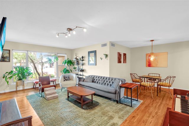 8030 Hunnicut Road, Dallas, TX 75228