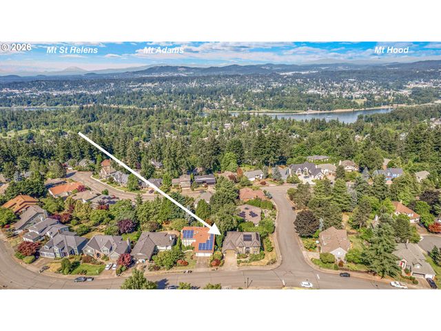 21280 SERANGO Dr, West Linn, OR 97068