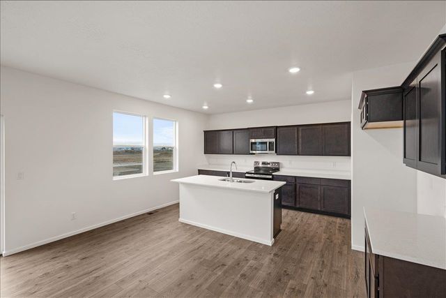 410 N WASHINGTON Dr, Deer Park, WA 99006