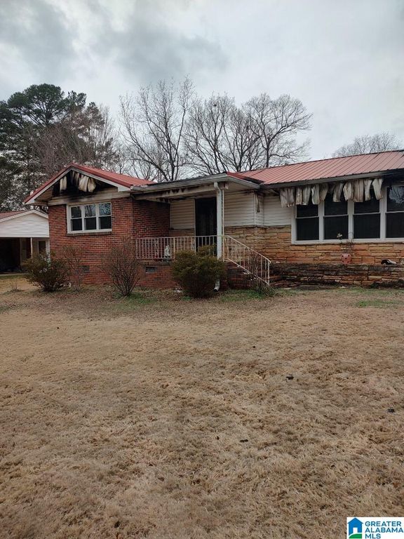 1212 ROBERTSON ROAD, Anniston, AL 36207