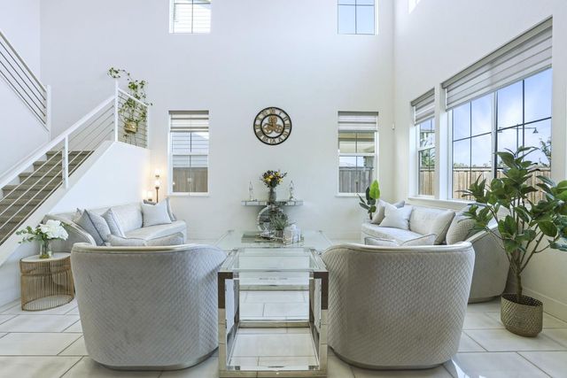 2913 Hercules Ct, Lathrop, CA 95330