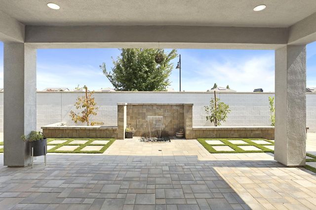 2913 Hercules Ct, Lathrop, CA 95330