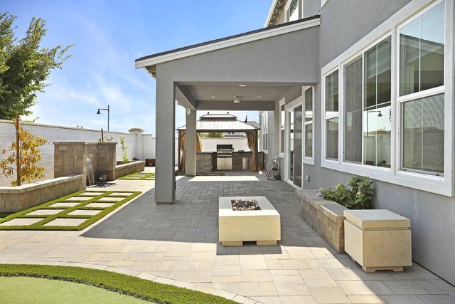 2913 Hercules Ct, Lathrop, CA 95330