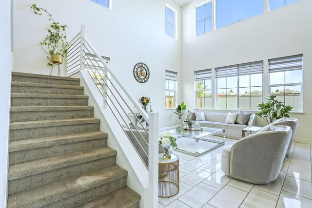 2913 Hercules Ct, Lathrop, CA 95330