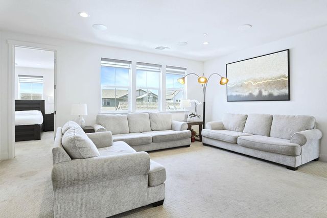 2913 Hercules Ct, Lathrop, CA 95330