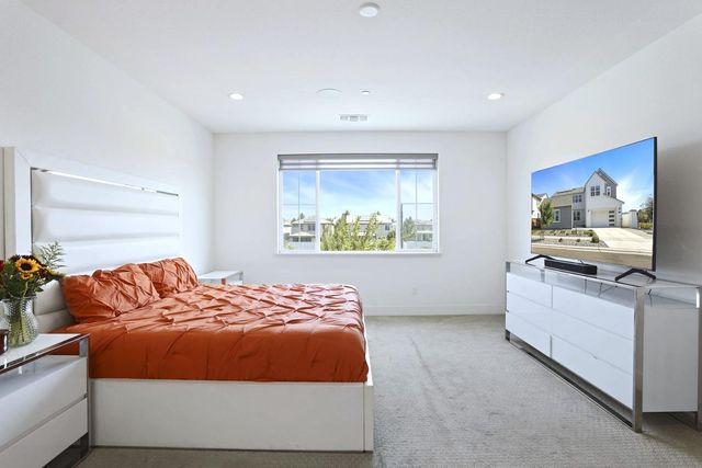 2913 Hercules Ct, Lathrop, CA 95330