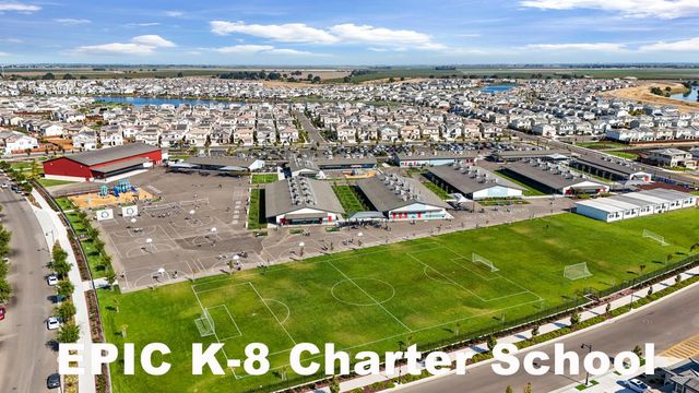 2913 Hercules Ct, Lathrop, CA 95330