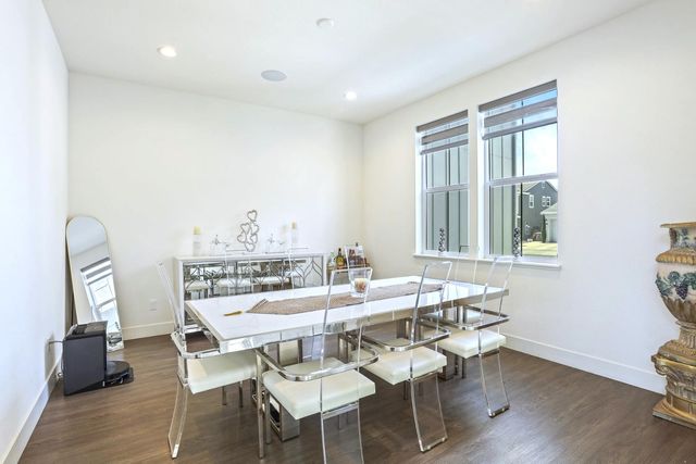 2913 Hercules Ct, Lathrop, CA 95330