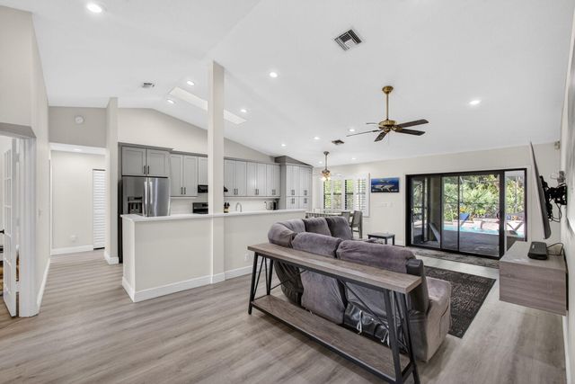 14241 76th Road N, The Acreage, FL 33470