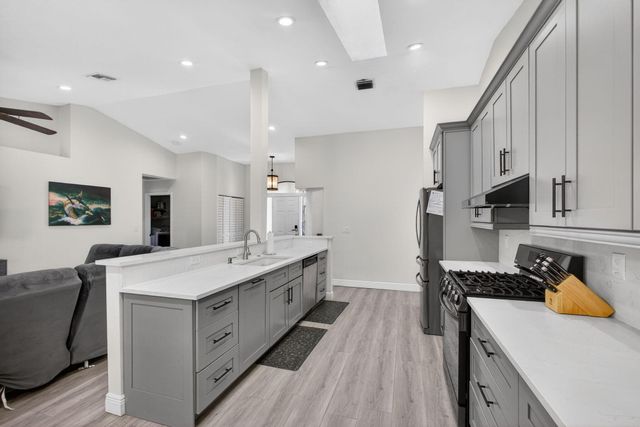 14241 76th Road N, The Acreage, FL 33470