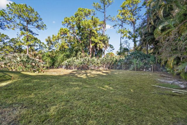 14241 76th Road N, The Acreage, FL 33470