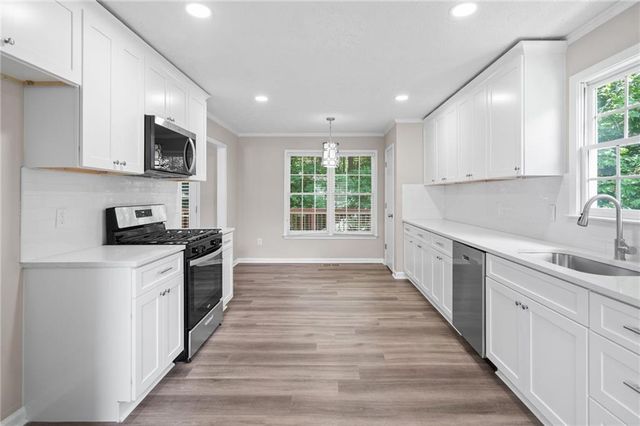 504 Matthew Drive, Canton, GA 30115