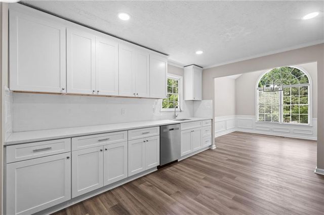 504 Matthew Drive, Canton, GA 30115