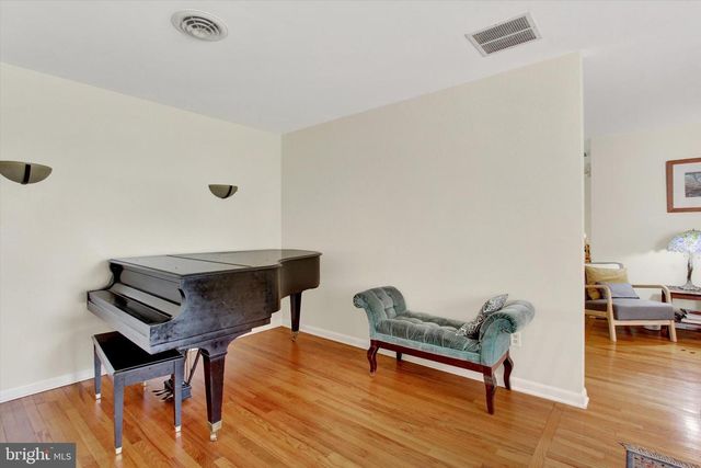 65 CONFEDERATE DR, Gettysburg, PA 17325
