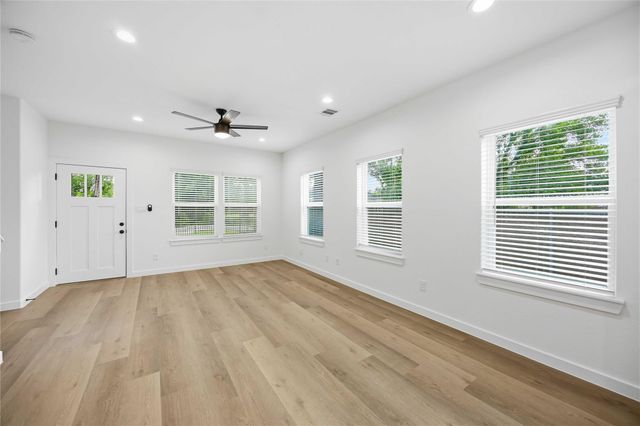 8412 Darien Street B, Houston, TX 77028