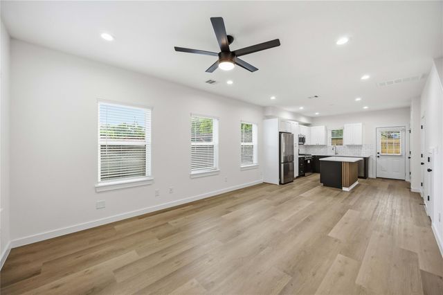 8412 Darien Street B, Houston, TX 77028