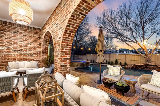 8605 Herns Meadow Lane, Mckinney, TX 75071