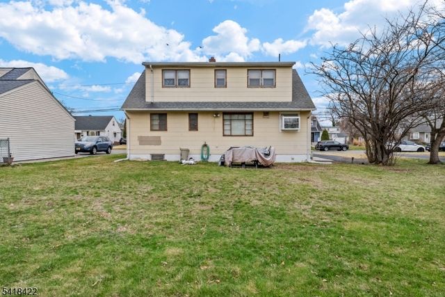 44 Doherty Dr, Clifton City, NJ 07013